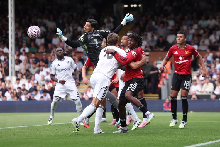 出了姆伯莫, 的凌空抽射, qd