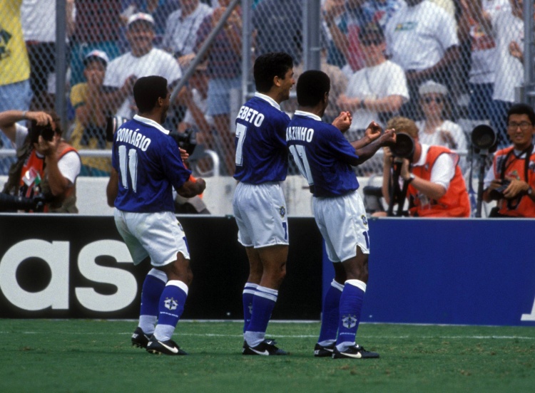 象他崩溃了 象他崩溃了