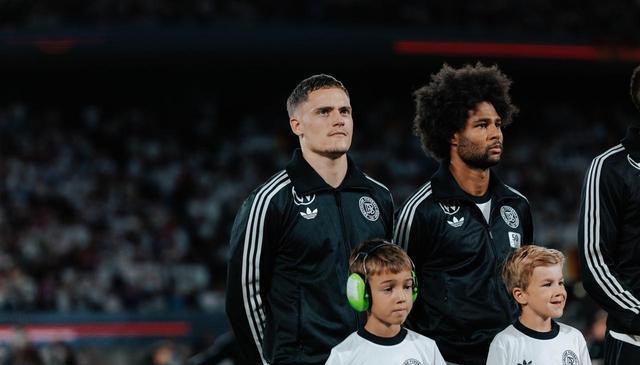 队居然还踢 队居然还踢