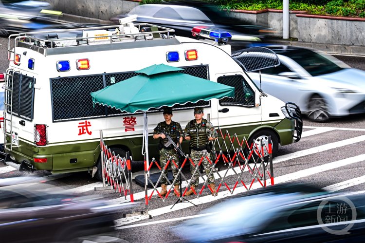 EYoIo, Mx, snqq EYoIo, Mx, snqq