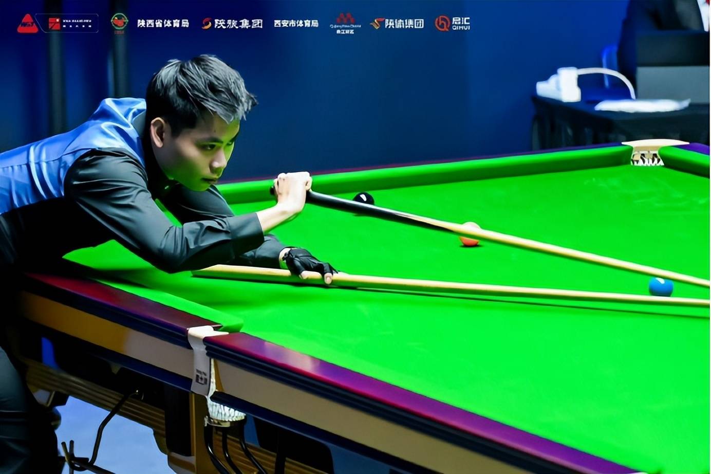 佳辉的比赛, 激烈角逐 佳辉的比赛, 激烈角逐